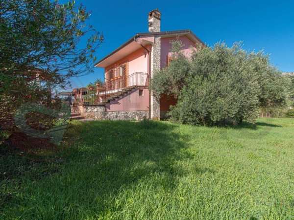 casa indipendente in vendita a Segni