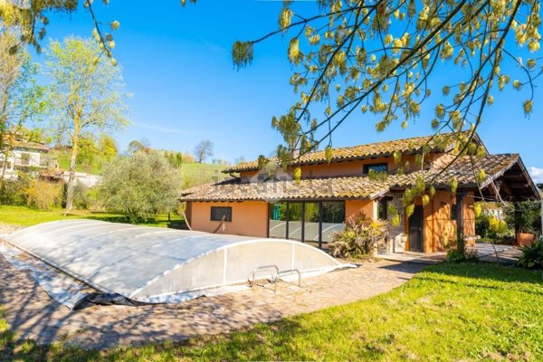 casa indipendente in vendita a Segni