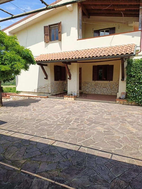 casa indipendente in vendita a Segni