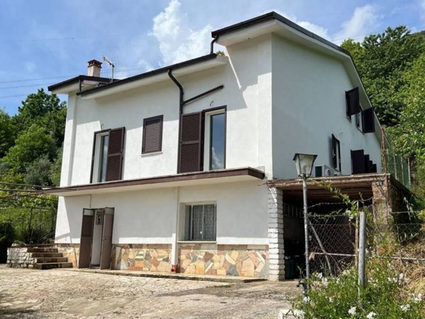casa indipendente in vendita a Segni