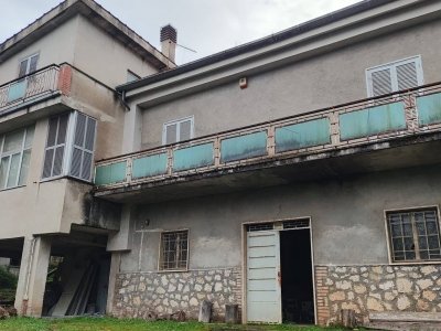 casa indipendente in vendita a Segni