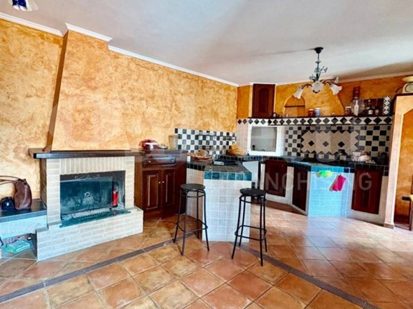 intera palazzina in vendita a Segni