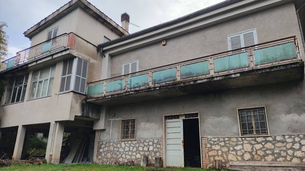 casa indipendente in vendita a Segni
