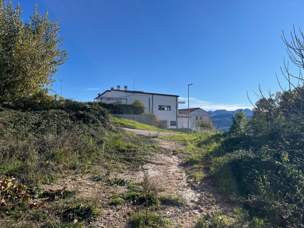 casa indipendente in vendita a Segni