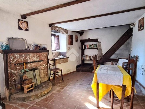 intera palazzina in vendita a Segni