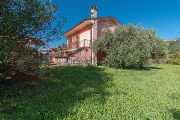 casa indipendente in vendita a Segni