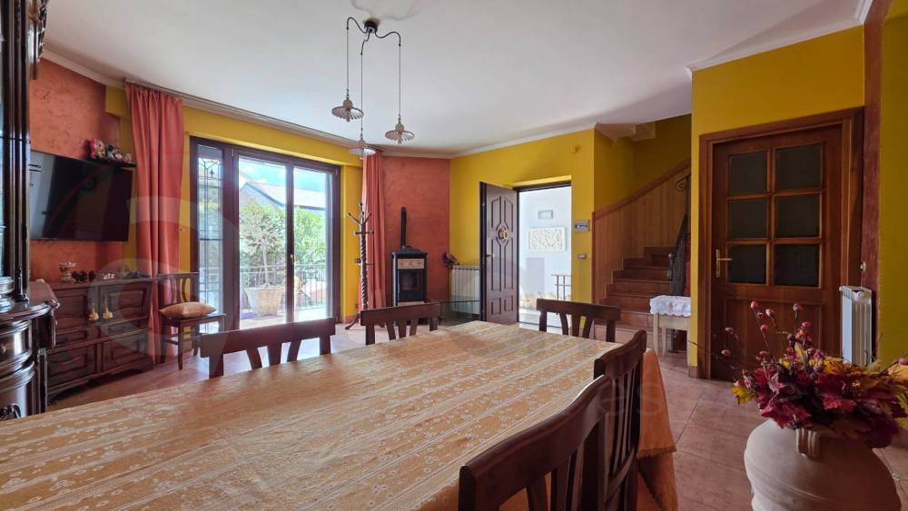 casa indipendente in vendita a Segni