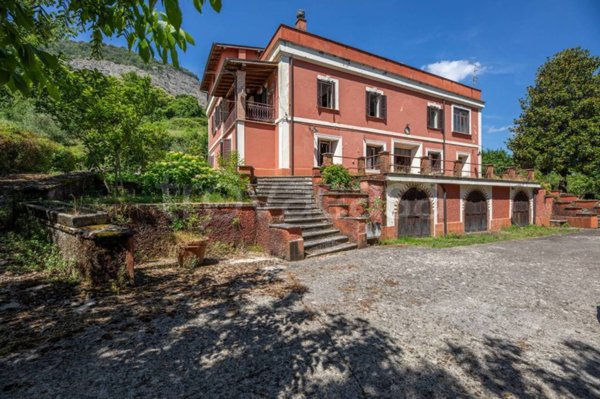 casa indipendente in vendita a Segni