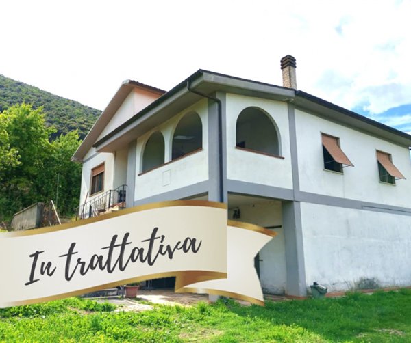 casa indipendente in vendita a Segni