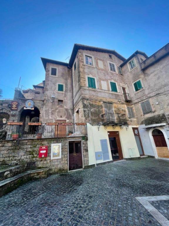 appartamento in vendita a Subiaco