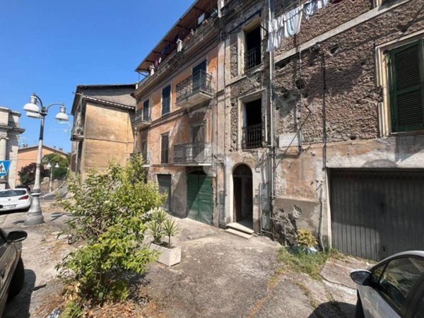 appartamento in vendita a Subiaco