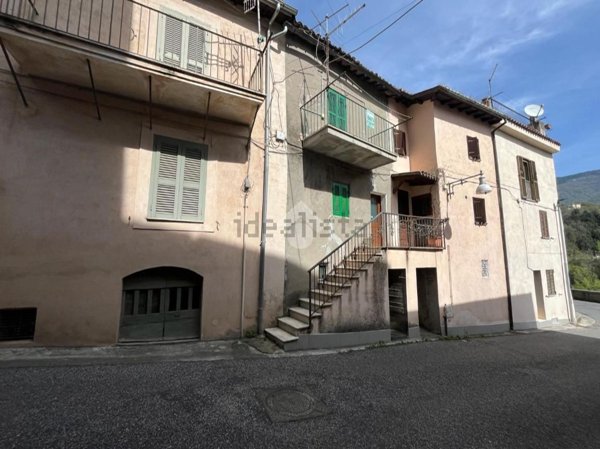 appartamento in vendita a Subiaco