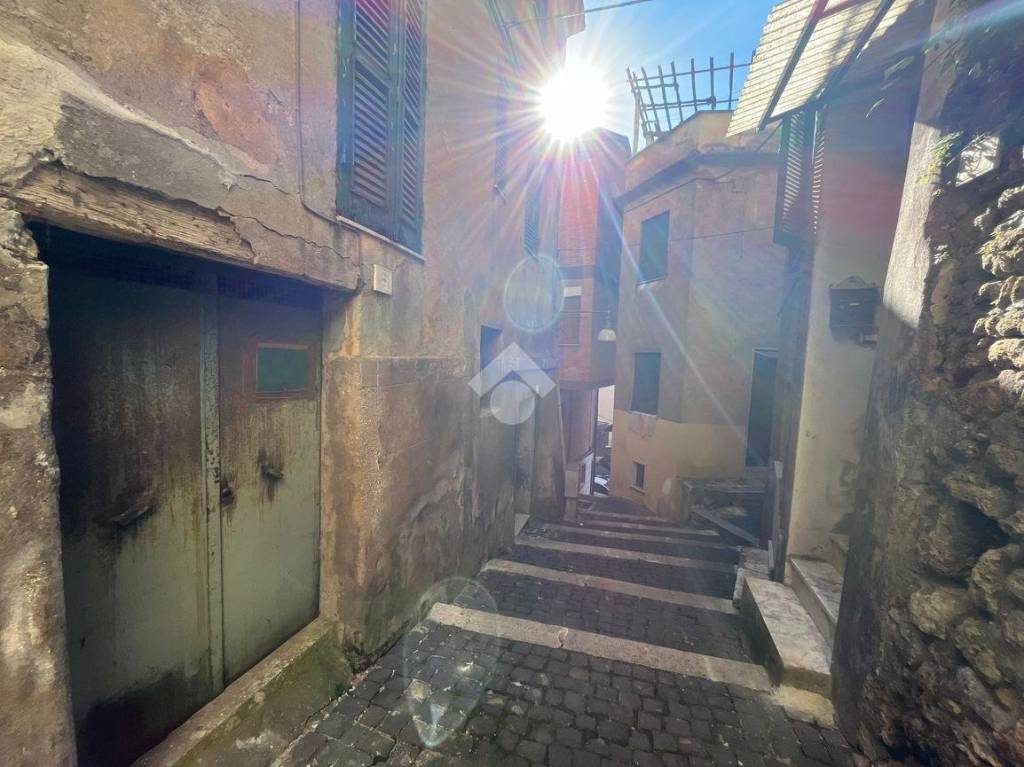 appartamento in vendita a Subiaco