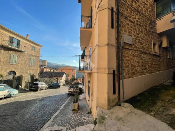 appartamento in vendita a Subiaco