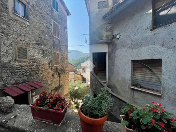 appartamento in vendita a Subiaco