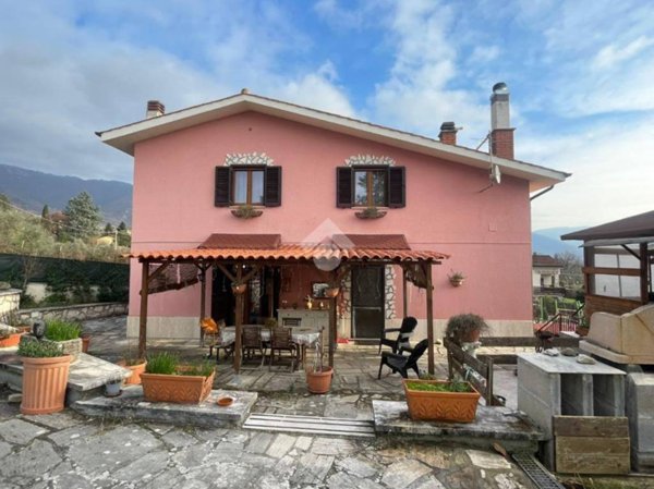 casa indipendente in vendita a Subiaco