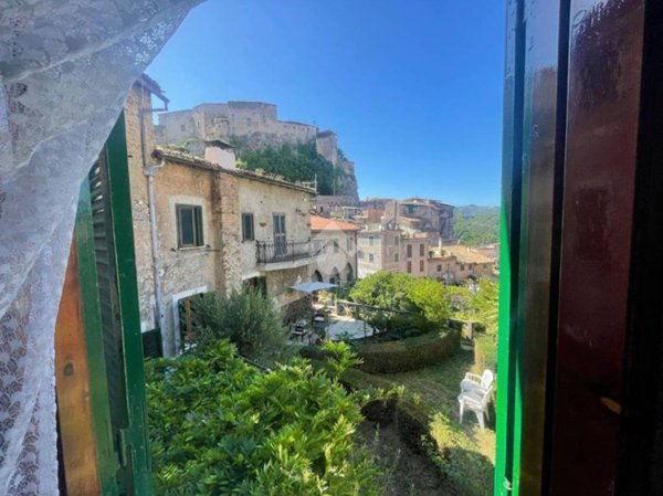 appartamento in vendita a Subiaco