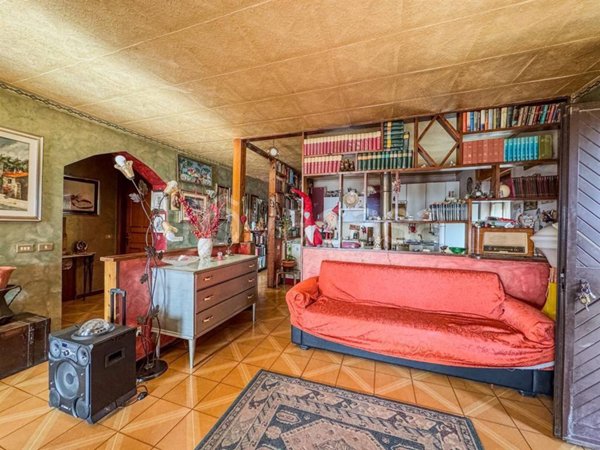 casa indipendente in vendita a Subiaco
