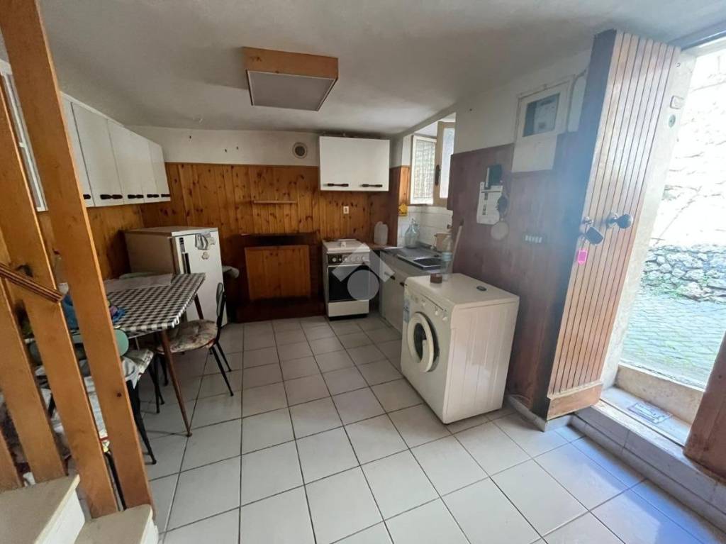 appartamento in vendita a Subiaco