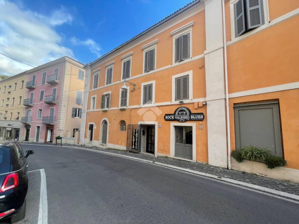 appartamento in vendita a Subiaco