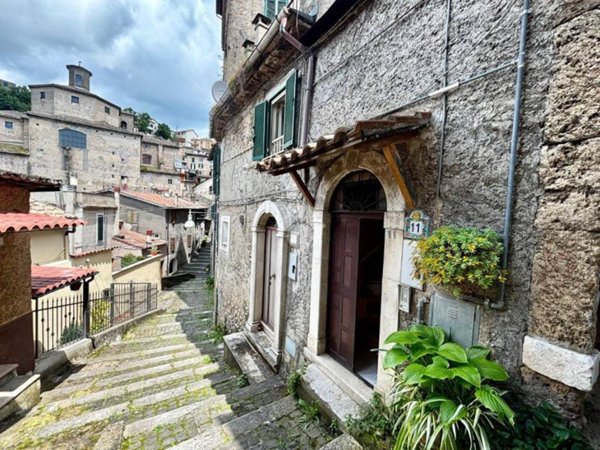 appartamento in vendita a Subiaco