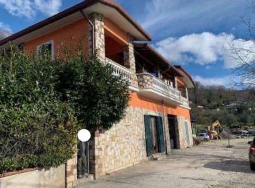 casa indipendente in vendita a Subiaco