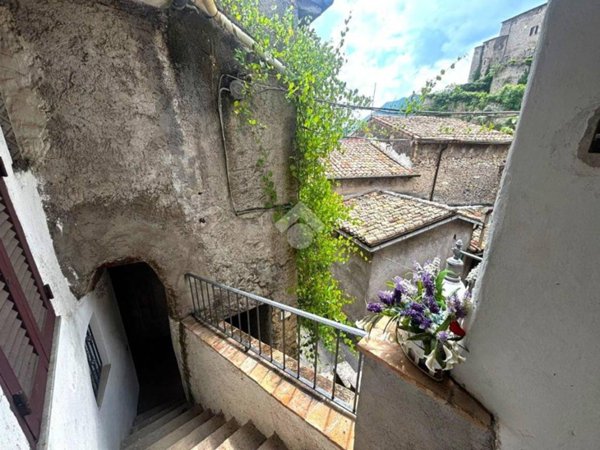 appartamento in vendita a Subiaco