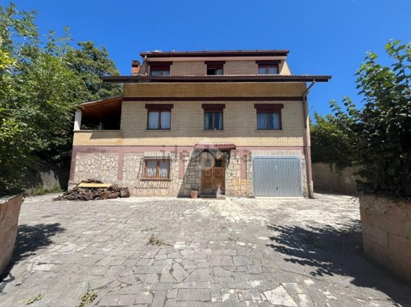 casa indipendente in vendita a Subiaco