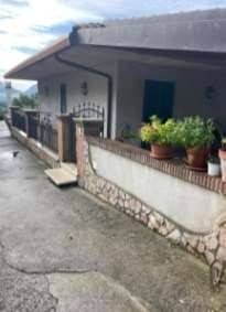 casa indipendente in vendita a Subiaco