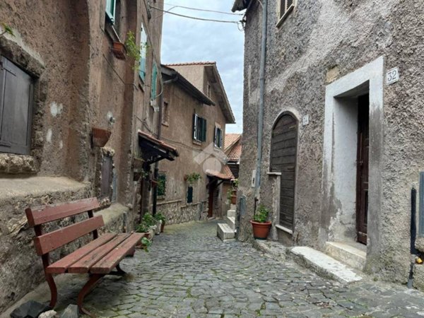 appartamento in vendita a Subiaco