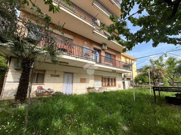 appartamento in vendita a Subiaco