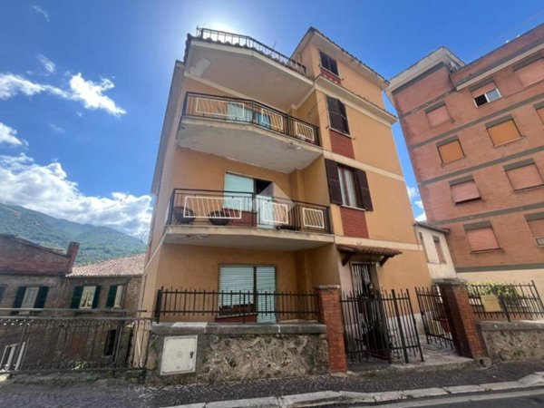 appartamento in vendita a Subiaco