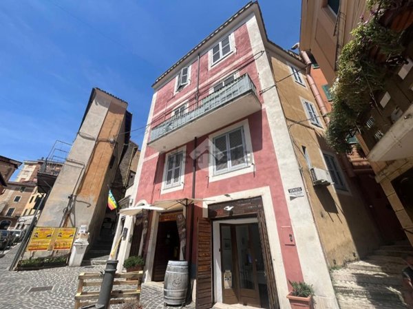appartamento in vendita a Subiaco