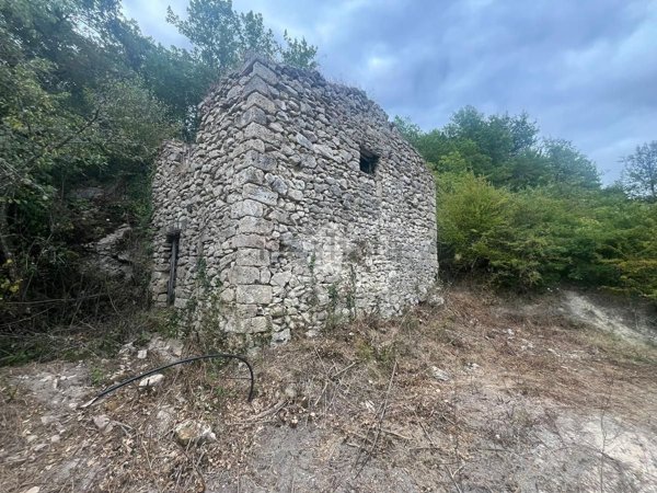 appartamento in vendita a Subiaco