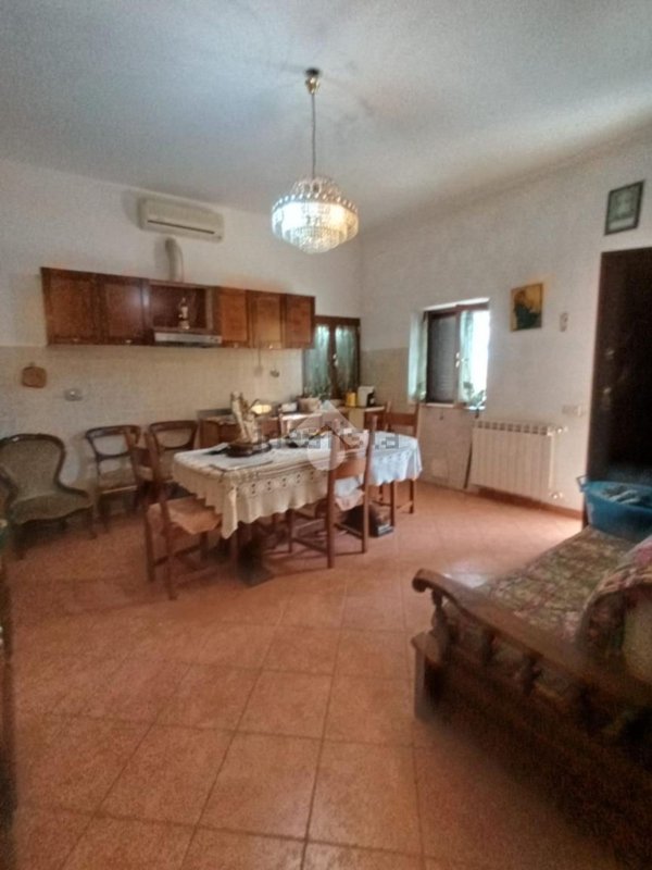 appartamento in vendita a Subiaco