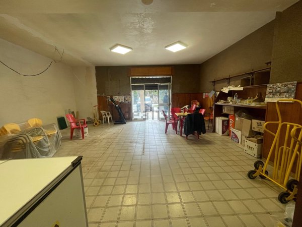 locale commerciale in vendita a Subiaco in zona Vignola