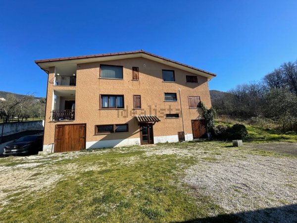 casa indipendente in vendita a Subiaco