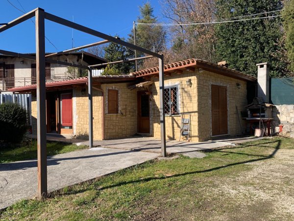 casa indipendente in vendita a Subiaco