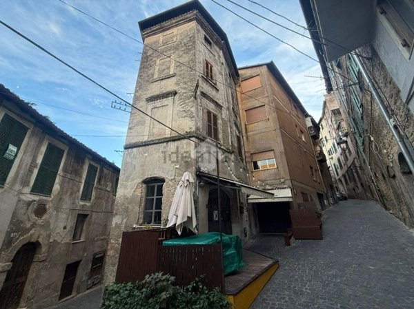 appartamento in vendita a Subiaco