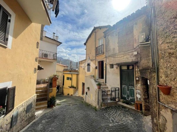 appartamento in vendita a Subiaco