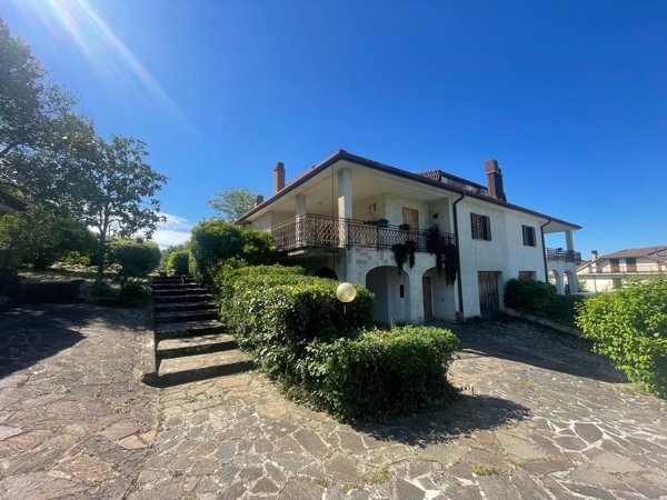 casa indipendente in vendita a Subiaco