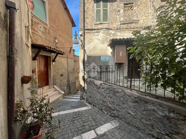 appartamento in vendita a Subiaco