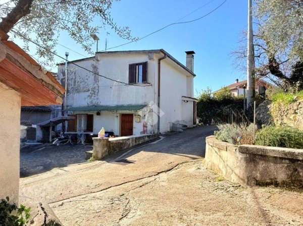 appartamento in vendita a Subiaco