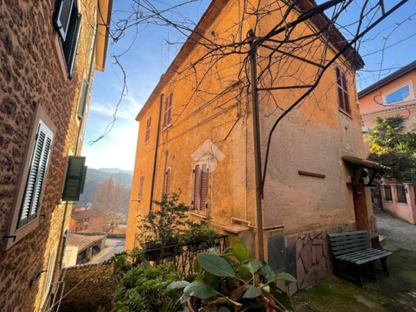 appartamento in vendita a Subiaco