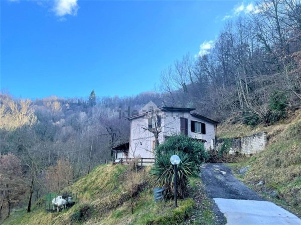 casa indipendente in vendita a Subiaco