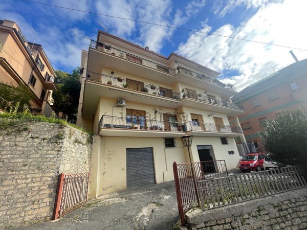 appartamento in vendita a Subiaco