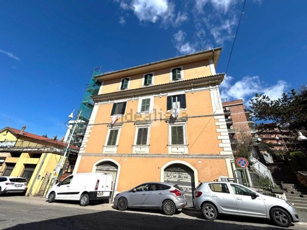 appartamento in vendita a Subiaco