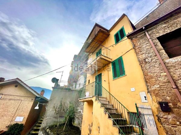 appartamento in vendita a Subiaco