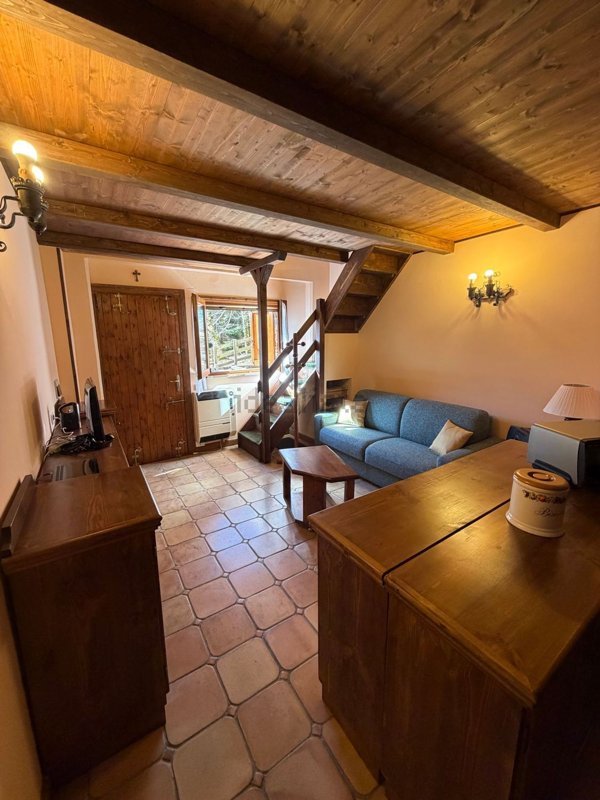 appartamento in vendita a Subiaco