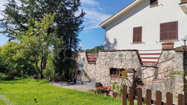casa indipendente in vendita a Subiaco in zona Vignola